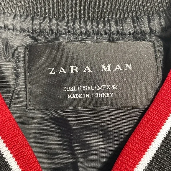 Zara Men’s Jacquard Blue Junk Food Graphic Bomber Jacket size large